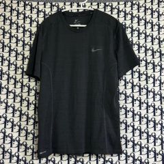 Nike DRI-FIT M ダークグレー 陸上用シャツ　elite Nike DRI-FIT M ダークグレー 陸上用シャツ elite - メルカリ