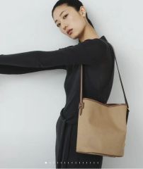 Medi Puffy Twin Form Nylon Bag - メルカリ