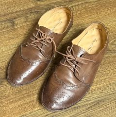 LE JUN オックスフォード ウィングチップ シューズ レディース - メルカリ