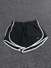 NIKE ナイキ ドライフィット ランニング ショーツ 新品