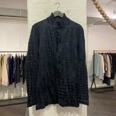 即完売商品 ISSEY MIYAKE パーカー HP61-JC031-15 即完売商品 ISSEY MIYAKE パーカー HP61-JC031-15 - メルカリ