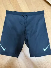 ナイキ エアロスイフト タイツ