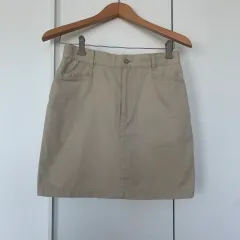 Calvin Klein カルバン・クライン ベージュ ミニスカート 26 サイズのサムネイル