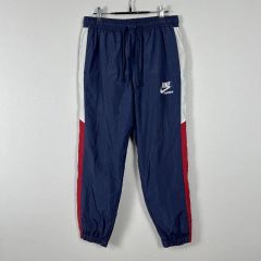 BEAMS EXCLUSIVE NIKE ウーブンアーカイブパンツ - メルカリ