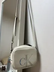 カルバン・クライン カメラバッグ