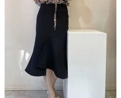 タグ付き Lumier 水彩タッチプリントタックIラインスカート ネイビー
