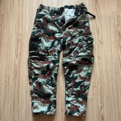 BROCHURE TROOPER6 CAMO 迷彩 パッチワーク カーゴパンツ - メルカリ