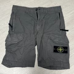 Stone Island ストーンアイランド ハーフパンツ カーキ サイズ30