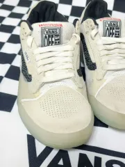 VANS バンズ EVDNT UltimateWaffle スニーカー 状態良し 235のサムネイル