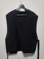 42217/ZARA ザラ ブラック Vネック ベスト 星下