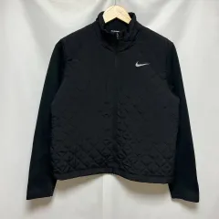 正規品/ウィメンズL NIKE ナイキ エアロレイヤー ランニング ブラック ジャケット/ジップアップ