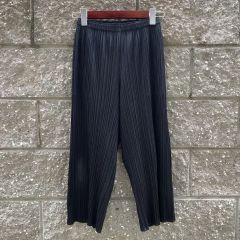 PLEATS PLEASE プリーツ パンツ スラックス 黒 ブラック - メルカリ