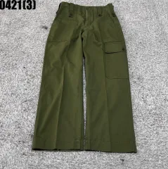 カーキ色 カーゴ ワイド パンツ 0421
