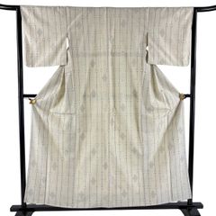美品 単衣 着物通の貴女に お洒落な 生紬着尺（正絹）未使用＜TT1384