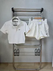 ナイキ 白 半袖 Tシャツ + ハーフパンツ セット