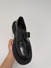 BOTTEGA VENETA ラグ メリージェーン - メルカリ