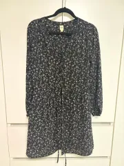 GAP ブラック フラワー ONE PIECE