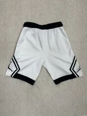ナイキ ジョーダン DRI-FIT バスケット ハーフパンツ 白 ブラック M