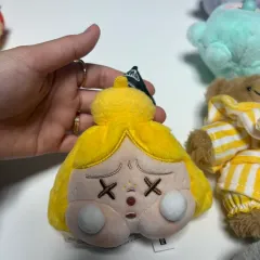 POP MART クライベイビー CHEERUPシリーズ ペンダント ぬいぐるみ キーホルダー