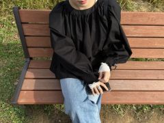 Eaphi フリルブラウス ブラック ショート丈 フリー ギャザー ペプラム 