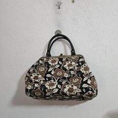 アンティークキルト ボディバッグ リメイク フラワーガーデン パステル