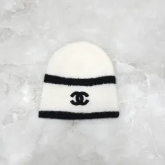 シャネル CC ロゴ ビーニー