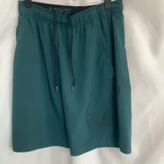 ナイキ DRI-FIT トレーナー ショーツ ハーフパンツ グリーン M