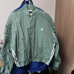 アディダス LW ブルゾン グリーン M ジャケット アウター