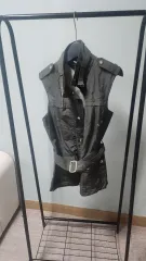 トミーヒルフィガー ベスト