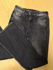 DIESEL ディーゼル ビジューワッペンジャンバー即完売品 - メルカリ