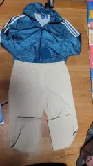 アディダス トレーナー ジャケット + ベージュ ズボン