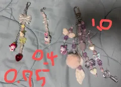 ハローキティストラップ ハンドメイド キーホルダー ビーズ ハンドメイド ストラップ