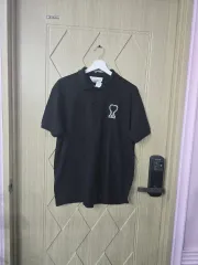 アミ ハート ロゴ ブラック 半袖 ポロTシャツ