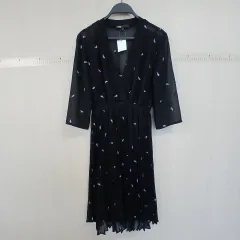 マージュ ブラック パータン プリーツ ONE PIECEのサムネイル