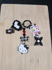 ハンドメイド ブラック ハローキティ クマ キーホルダー