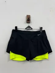 NIKE レディース ランニングショーツ