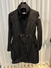 (2) モンクレール コロウ コロウ ウィンドブレーカー ロング ジャケット レディース ブラックのサムネイル