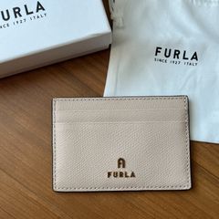 FURLA カードケース 名刺入れ ベージュ 美品 - メルカリ