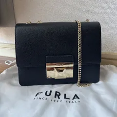 FURLA フルラのショルダーバッグ　黒　ブラック