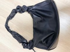 ラウジー lawgy ショルダーバッグ 黒 パーティバッグ ブラック 