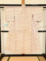 273B【アンティーク着物】小紋 正絹？？ 可愛い花散らし 総柄 カジュアル リメイク素材にも