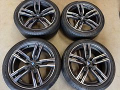 再出品】美品 Mercedes-AMG GT43 純正タイヤ付 - メルカリ