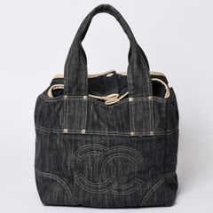 珍しい超レア‼️CHANEL デニム キューブ型バッグCCマークココマーク 