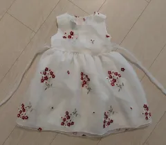 レース装飾 赤ちゃんドレス 2t