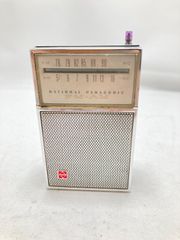 昭和レトロ 日立 トランジスターラジオ ケリー WH-825R 動作品 - メルカリ