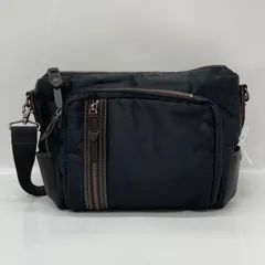 BN8811●TAKEO KIKUCHI ショルダーバッグ ナイロン×レザー ブラック ブラウン