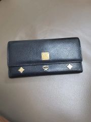 MCM レザー コンパクトジップ コインケース】 新品未使用 - メルカリ