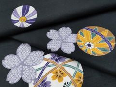 正絹 丹後ちりめん 黒 絞り柄 花菱 反物 - メルカリ