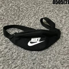 新品】NIKE ナイキ スリングバッグ ボディバッグ 8L 黒 FZ6132 - メルカリ