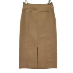 美品 martinique マルティニーク タグ付き フロントスリット　タイトロングスカート size1/ベージュ系のサムネイル